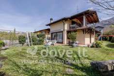 Foto Villa unifamiliare in vendita a Porto Valtravaglia