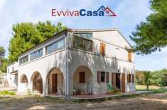 Foto Villa unifamiliare in vendita a Potenza Picena