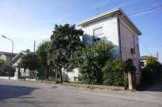 Foto Villa unifamiliare in vendita a Ravenna