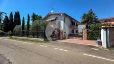 Foto Villa unifamiliare in vendita a Reggio Emilia