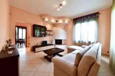 Foto Villa unifamiliare in vendita a Rescaldina