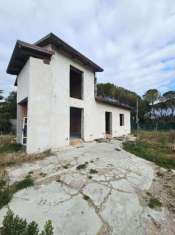 Foto Villa unifamiliare in vendita a Rimini