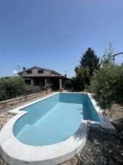 Foto Villa unifamiliare in vendita a San Cesareo - 6 locali 212mq