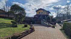 Foto Villa unifamiliare in vendita a San Maurizio D'Opaglio - 5 locali 270mq