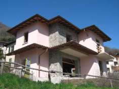 Foto Villa unifamiliare in vendita a San Siro