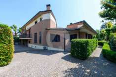 Foto Villa unifamiliare in vendita a Sant'Ilario D'Enza