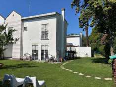 Foto Villa unifamiliare in vendita a Santa Marinella