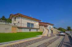 Foto Villa unifamiliare in vendita a Serle - 6 locali 300mq