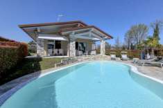 Foto Villa unifamiliare in vendita a Sirmione
