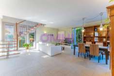 Foto Villa unifamiliare in vendita a Somma Lombardo