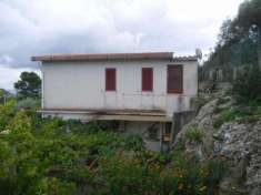 Foto Villa unifamiliare in vendita a Termini Imerese - 6 locali 120mq