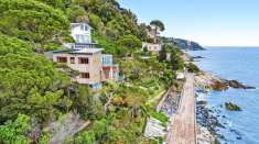 Foto Villa unifamiliare in vendita a Varazze