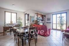 Foto Villa unifamiliare in vendita a Varese