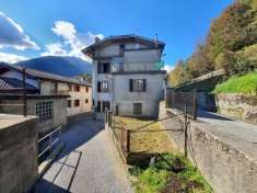 Foto Villa unifamiliare in vendita a Verzegnis