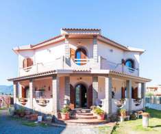 Foto Villa unifamiliare in vendita a Villa San Pietro