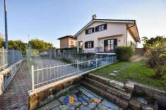 Foto Villa unifamiliare in vendita a Villastellone - 3 locali 270mq