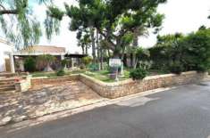 Foto Villetta + giardino " Kastalia "