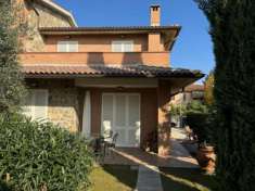 Foto Villetta a schiera angolare in vendita a Monteroni d'Arbia 110 mq  Rif: 1310633