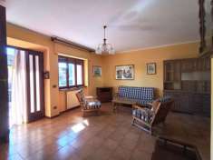 Foto Villetta a schiera in vendita a Barga 120 mq  Rif: 1324409