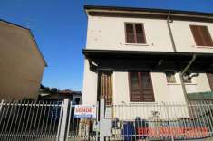 Foto Villetta a schiera in Vendita a Lazzate