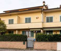 Foto Villetta a schiera in vendita a Ponsacco 150 mq  Rif: 1313736