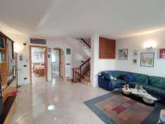 Foto Villetta a schiera in vendita a Viareggio 140 mq  Rif: 1105486