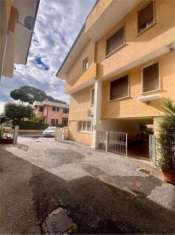 Foto Villetta a schiera in vendita a Viareggio 180 mq  Rif: 1291506