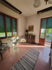 Foto Villetta bifamiliare in vendita a Avenza - Carrara 160 mq  Rif: 1324370