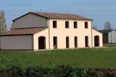Foto Villetta bifamiliare in vendita a Cervia