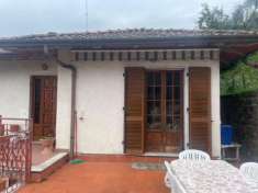 Foto Villetta bifamiliare in vendita a Massa 83 mq  Rif: 1311257