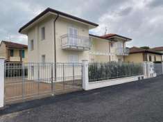 Foto Villetta bifamiliare in vendita a Tonfano - Pietrasanta 210 mq  Rif: 1318223