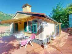 Foto Villetta indipendente   con giardino ampia metratura 123 mq su due livelli