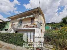Foto VILLETTA INDIPENDENTE CON GIARDINO