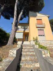 Foto Villetta quadrifamiliare in vendita a Tirrenia - Pisa 113 mq  Rif: 1333344