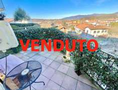 Foto Villetta schiera in Vendita, 4 Locali, 160 mq, Dolzago