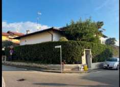 Foto Villetta schiera in Vendita, 4 Locali, 184,57 mq, Oleggio