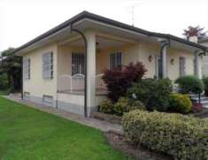 Foto Villetta schiera in Vendita, 4 Locali, 275 mq, Monza