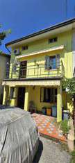 Foto Villetta schiera in Vendita, 5 Locali, 133 mq, Aviano (Giais)