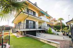 Foto Villetta schiera in Vendita, pi di 6 Locali, 185 mq, Volpiano