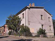 Foto Villetta schiera in Vendita, pi di 6 Locali, 205 mq, Baschi