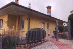 Foto Villetta schiera in Vendita, pi di 6 Locali, 247 mq, Brusimpian