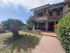 Foto Villetta Trifamiliare - Terracina . Rif.: Cod. rif 3225858VRG