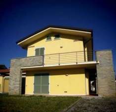 Foto Villetta trifamiliare in vendita a Avenza - Carrara 150 mq  Rif: 1319707