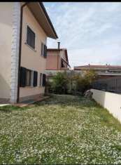 Foto Villetta trifamiliare in vendita a Massa 200 mq  Rif: 1174287