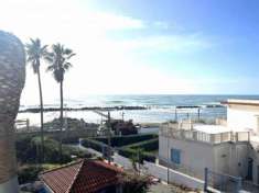 Foto Villino vista mare lungomare Marconi