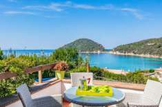 Foto VITICCIO - ELBA - VILLA SUL MARE CON VISTA E PISCINA