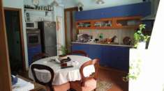 Foto Vomero, 100 mq tripla esposizione con posto auto e cantinola