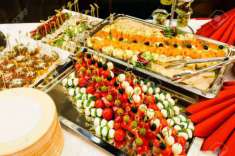 Foto WINE BAR  ,LOUNGE-DRINKS,  HAPPY-HOURS  NEGOZIO IN PORTA GENOVA CON DEHORS