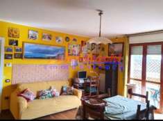 Foto ZONA SEMICENTRALE - APPARTAMENTO TRILOCALE CON TERRAZZO E GARAGE