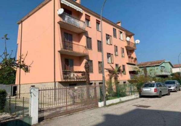Foto 216/2024 U PD - Quadrilocale a Abano Terme